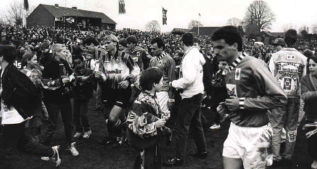 VOR 25 JAHREN: BORUSSIA ZU GAST in NÜTTERDEN